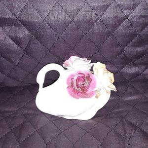 Vintage Stratford Staffordshire Swan